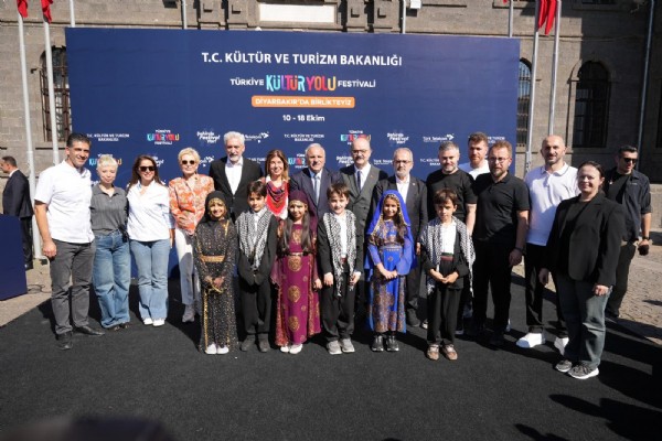 DÜNYACA ÜNLÜ STRAUSS PHILHARMONIE VİYANA’NIN RUHUNU AKM VE CSO ADA ANKARA SAHNELERİNE TAŞIYACAK